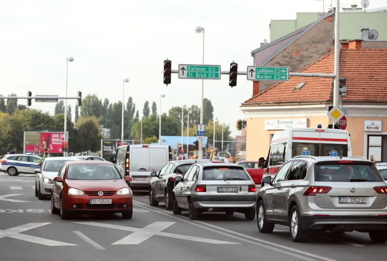 Puknuće vodovodne cijevi, Zagreb