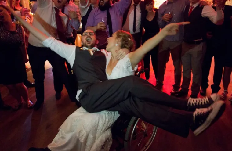 Vjenčane fotke ne moraju biti dosadne: ovi primjeri će vas nasmijati, ali i inspirirati