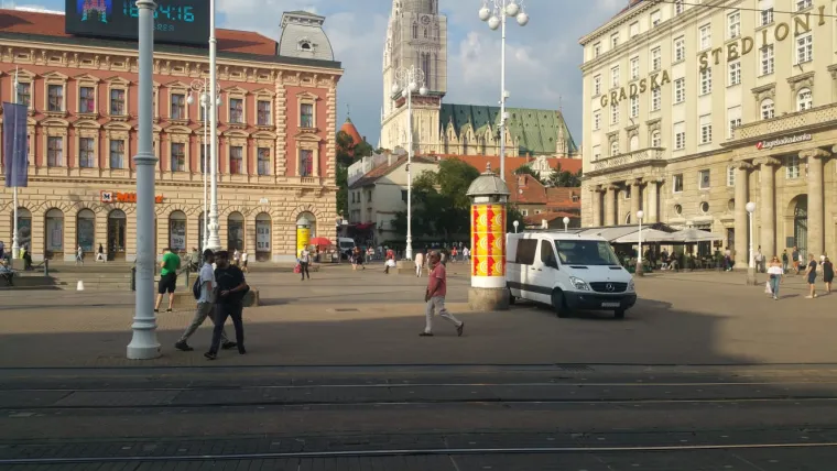 U centru Zagreba 'sveopći narodni ustanak': Pojavilo se tek nekoliko ljudi