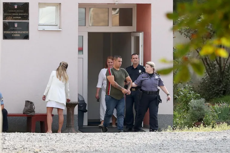 PRIVEDENI OSUMNJIČENI: Trojica muškaraca osumnjičena za pucnjavu u Vukomercu predana Državnom odvjetništvu