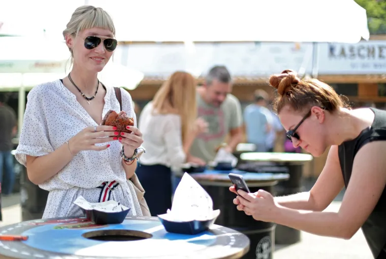 Počele burgerske čarolije, uz čarobne miomirise i neiozostavno druženje