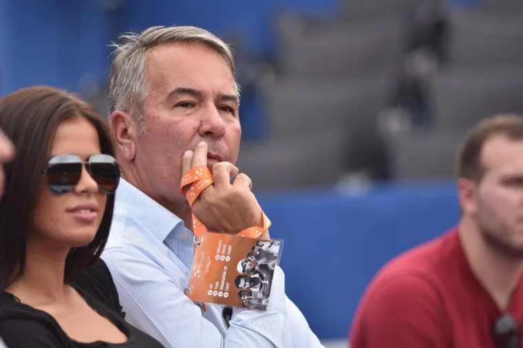Ćorića u polufinalu Davis Cupa do&scaron;la podržati prelijepa sestra Bruna, na tribinama uočen i Jakov Kitarović