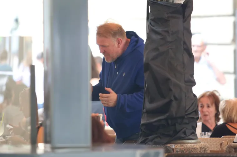 SLAVEN BILIĆ TRUDNU ZARUČNICU IZVEO NA ŠPICU: Na kavi im se pridružili i drugi nogometni velikani