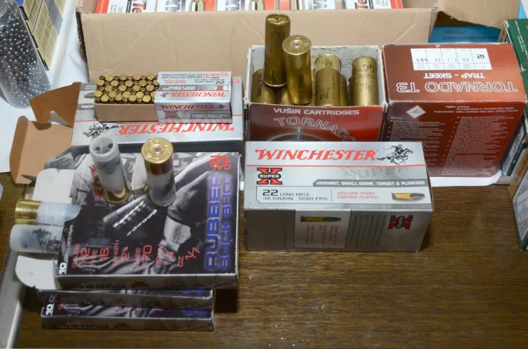 VELIK ULOV SISAČKE POLICIJE: Pogledajte &scaron;to su sve u svojoj akciji zaplijenili