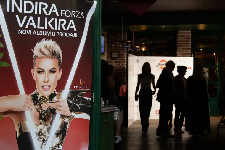 NA INDIRINOM ROĐENDANU BILE MNOGE POZNATE FACE: Pjevačica predstavila album, evo tko je sve došao čestitati