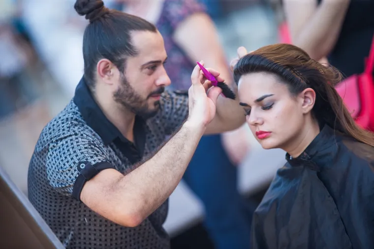 Etno frizure iz različitih zemalja prava su umjetnost