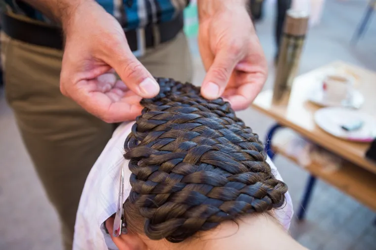 Etno frizure iz različitih zemalja prava su umjetnost