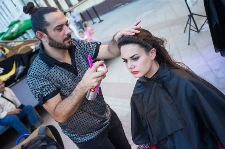 Etno frizure iz različitih zemalja prava su umjetnost