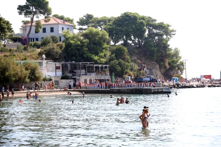 Ru&scaron;enje terase u Splitu