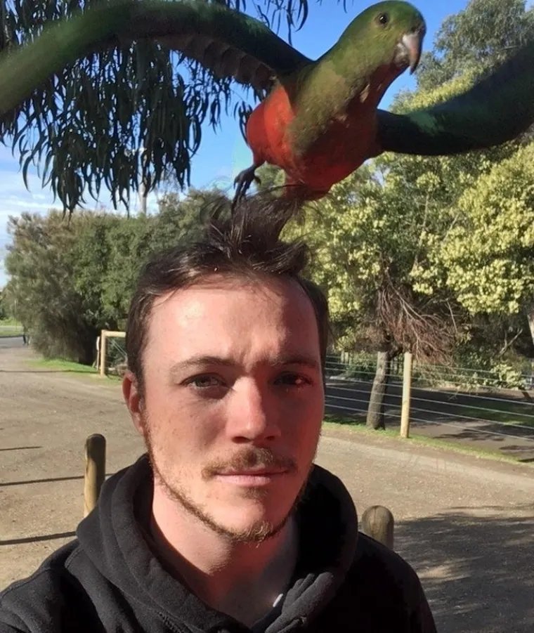 Fotke koje pokazuju &scaron;to se događa kad su mu&scaron;karci iza kamere