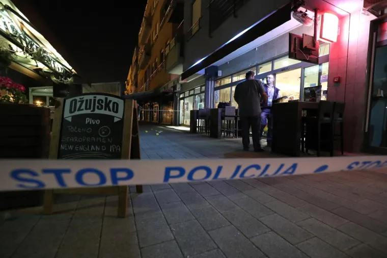 RANJAVANJE U ZAPRE&Scaron;IĆU: Policijski očevid ispred lokala u kojem je do&scaron;lo do krvavog obračuna