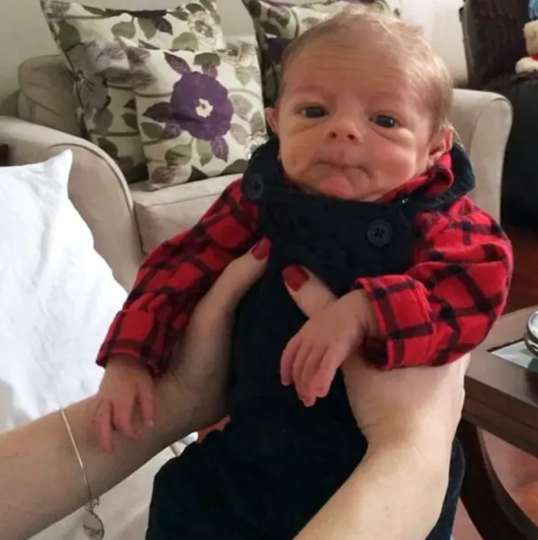 Gospoda u pelenama: urnebesne bebe koje izgledaju kao simpatični 'starčeki'