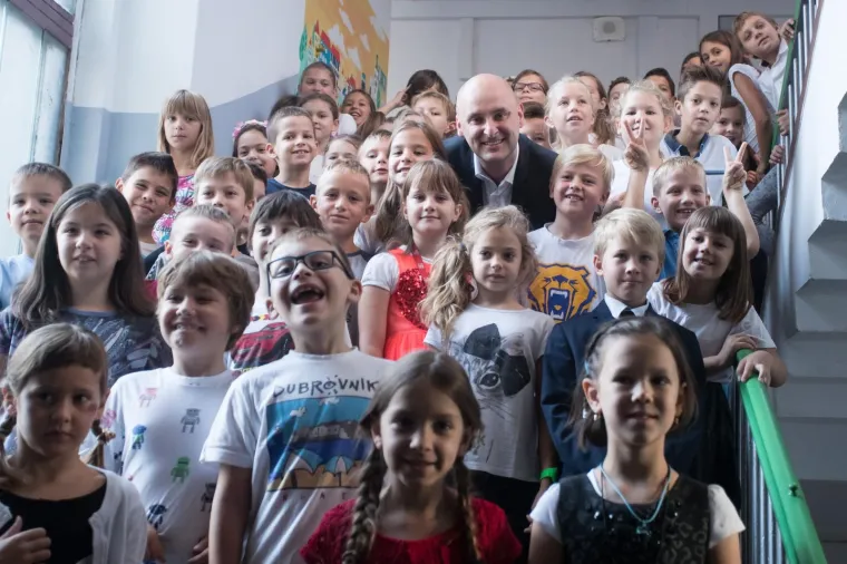 Ministar Tolu&scaron;ić pokrenuo informativnu kampanju 'Danas jedemo ribu'