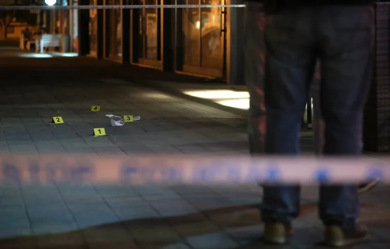 Obračun u Zapre&scaron;iću: Izboden mlađi mu&scaron;karac, prona&scaron;li ga ispred kafića