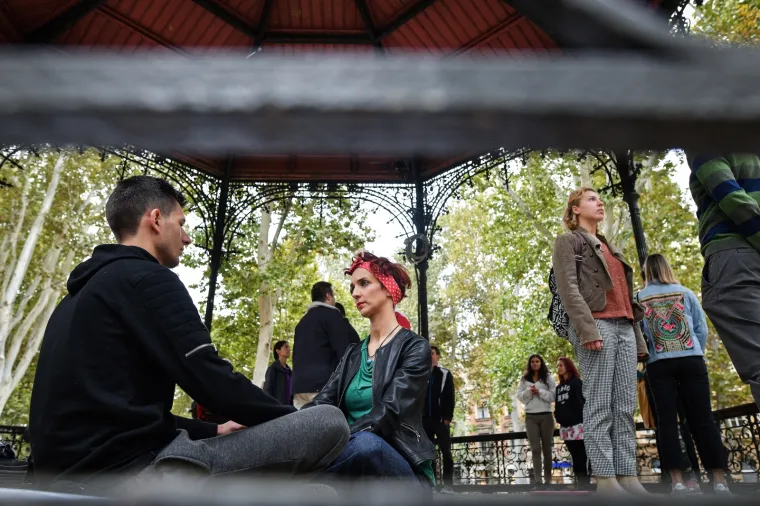 The World's Biggest Eye Contact Experiment na Zrinjevcu