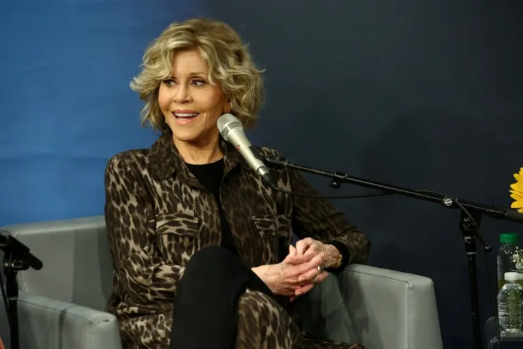 Slavu je stekla 1960-ih filmovima kao što su Barbarella i Cat Ballou, te je izuzevši petnaestogodišnju pauzu 1990. - 2005. uvijek bila aktivna 1980-ih je stekla novu popularnost video-kazetama tjelesnih vježbi kojima se popularizirao aerobik.