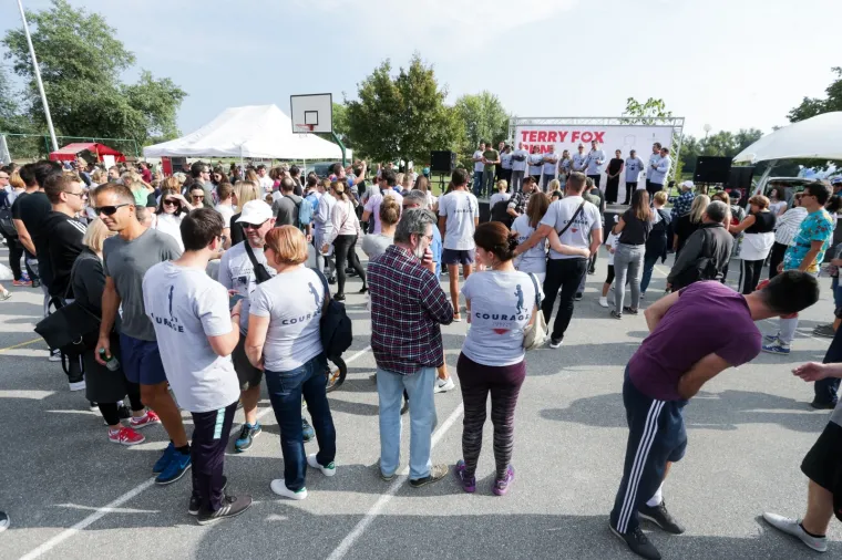 19. TERRY FOX RUN U ZAGREBU: Pet tisuća ljudi trčalo, hodalo, rolalo i bicikliralo  na Jarunu