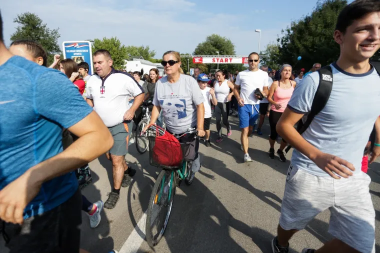 19. TERRY FOX RUN U ZAGREBU: Pet tisuća ljudi trčalo, hodalo, rolalo i bicikliralo  na Jarunu