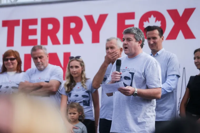 19. TERRY FOX RUN U ZAGREBU: Pet tisuća ljudi trčalo, hodalo, rolalo i bicikliralo  na Jarunu