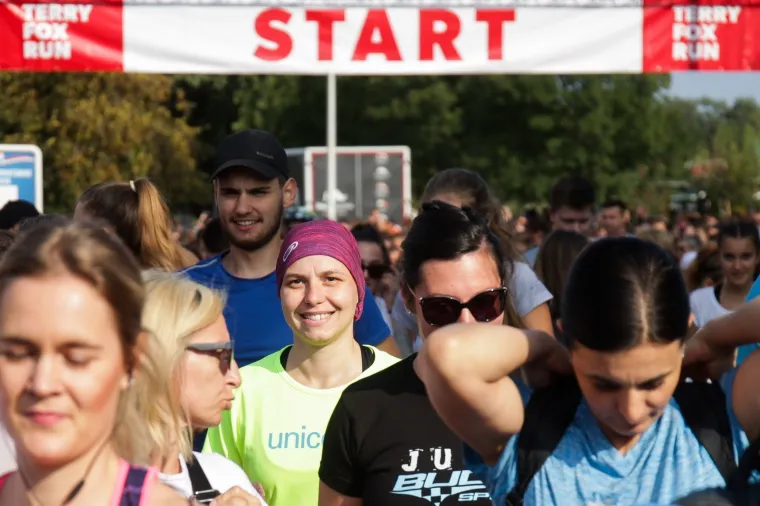 19. TERRY FOX RUN U ZAGREBU: Pet tisuća ljudi trčalo, hodalo, rolalo i bicikliralo  na Jarunu