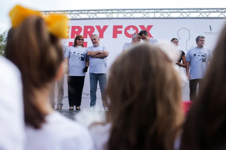 19. TERRY FOX RUN U ZAGREBU: Pet tisuća ljudi trčalo, hodalo, rolalo i bicikliralo  na Jarunu
