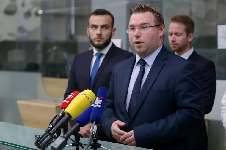 Ministar Pavić nije na&scaron;ao zajednički jezik sa sindikatima oko mirovina