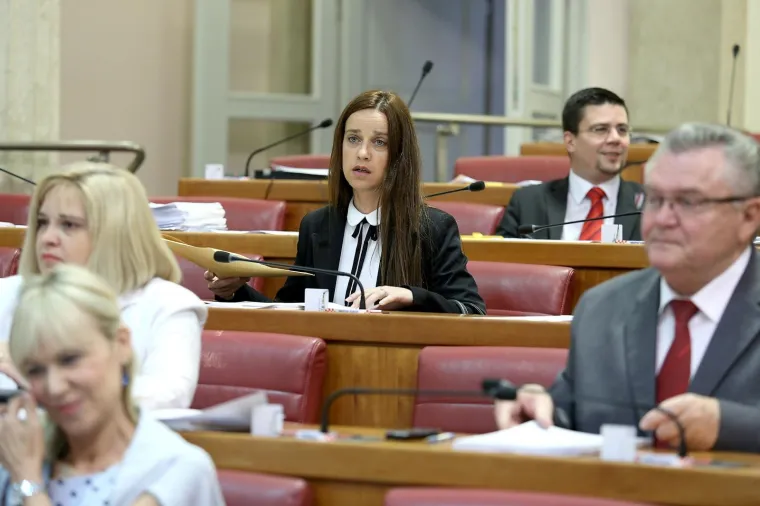 Građani je obožavaju, a slaže se i s političkim protivnicima: Upoznajte najdugovječniju hrvatsku gradonačelnicu