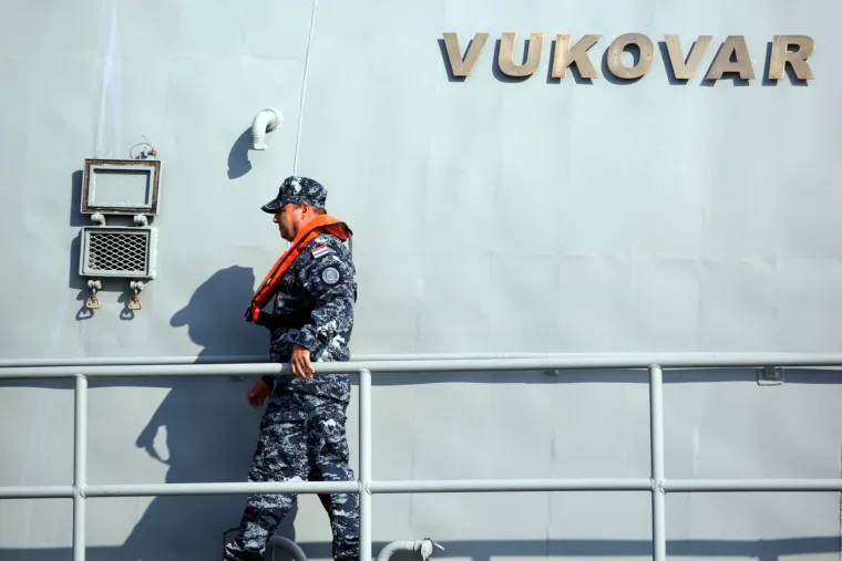 Doček u Splitu: Topovnjača Vukovar vratila se s vojne vježbe Sea guardian