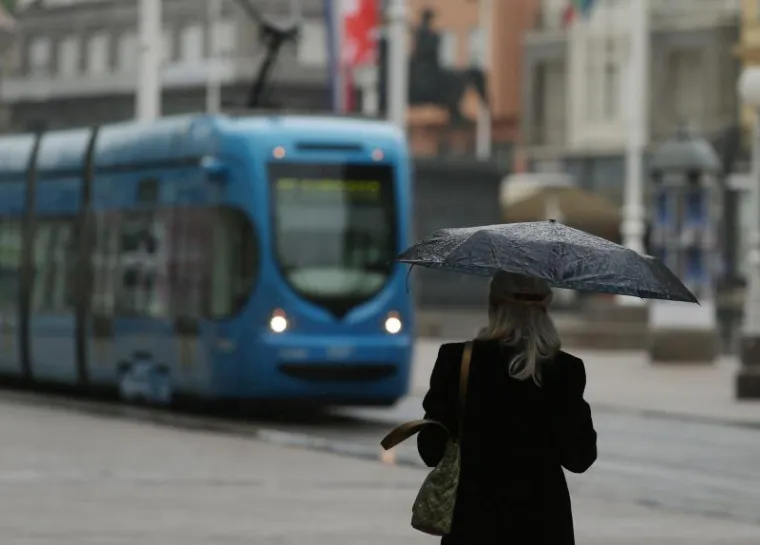 Ki&scaron;a u Zagrebu