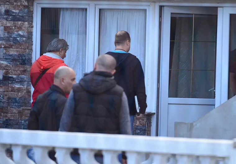 OPET SE PUCALO U ZAGREBU: Iz jurećeg automobila pucali na obiteljsku kuću u Dubravi