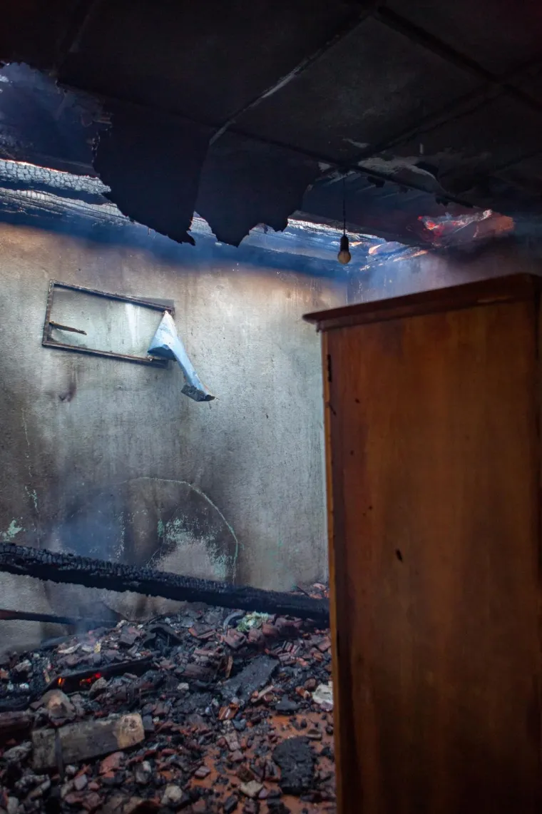 POGLEDAJTE DRAMATIČNE FOTOGRAFIJE: Požar na Pelje&scaron;cu iza sebe je ostavio pusto&scaron;