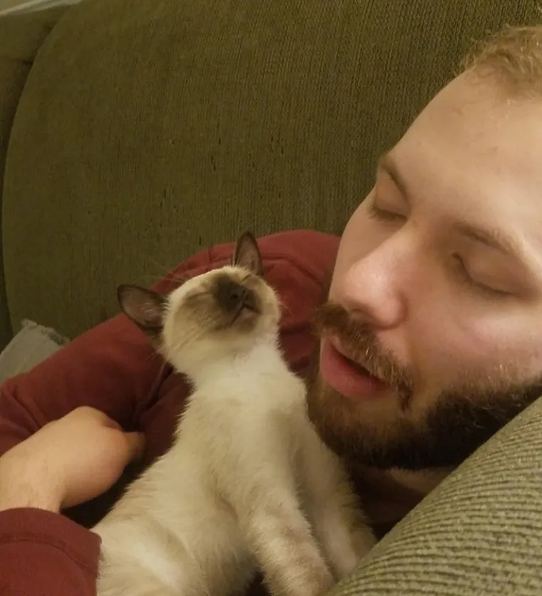 Kad si umoran, nisi svoj: pogledajte na kojim sve mjestima možemo zaspati