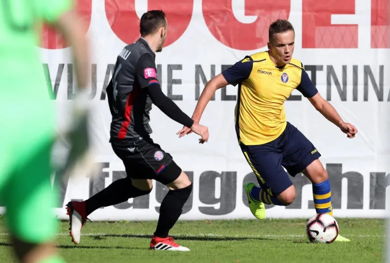 LUDA ATMOSFERA U VRAPČU: Ovako to izgleda kada vam Hajduk dođe u goste