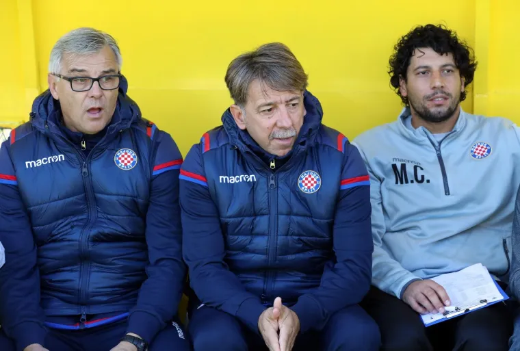 LUDA ATMOSFERA U VRAPČU: Ovako to izgleda kada vam Hajduk dođe u goste