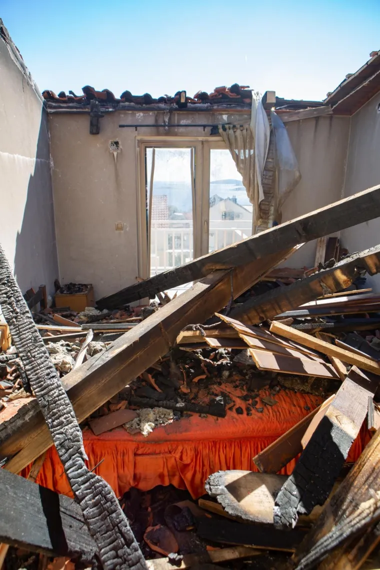 Tužni prizori: Veliki požar na Pelje&scaron;cu poharao sve pred sobom