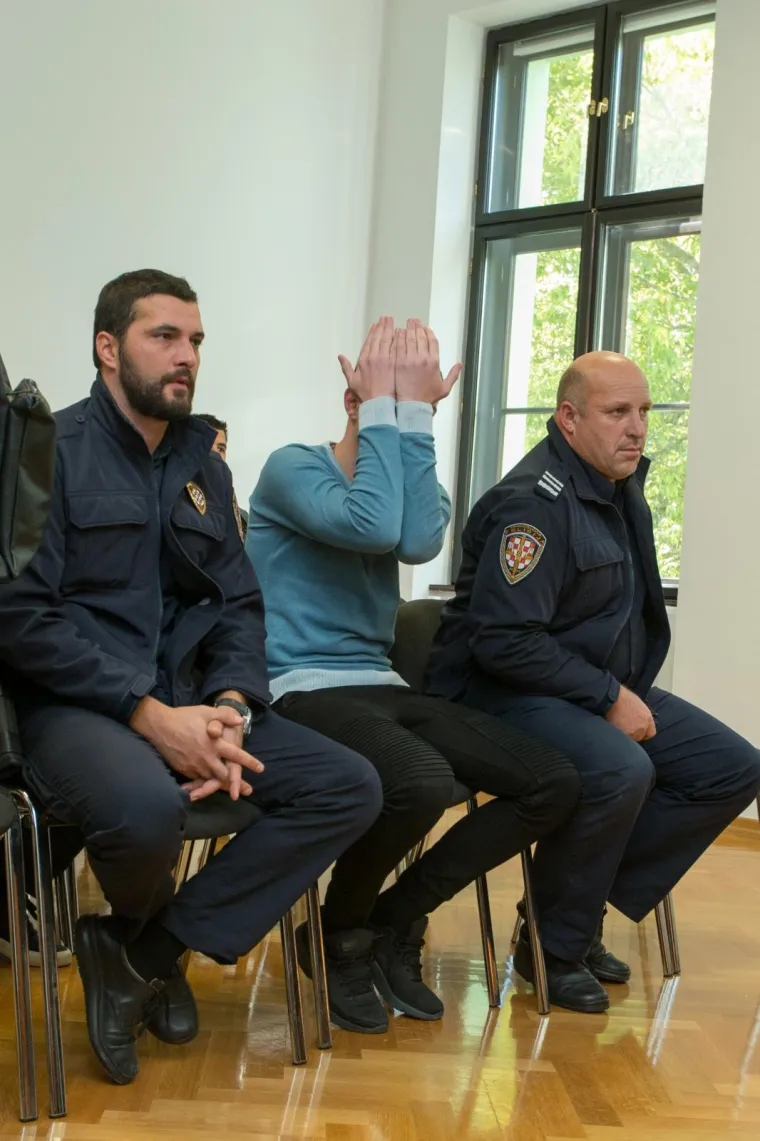 MLADIĆ IZ SLAVONIJE PIJAN I BEZ VOZAČKE ODVEZAO PRIJATELJICU U SMRT: Evo kako je izgledalo izricanje presude Ivanu Ljušaninu