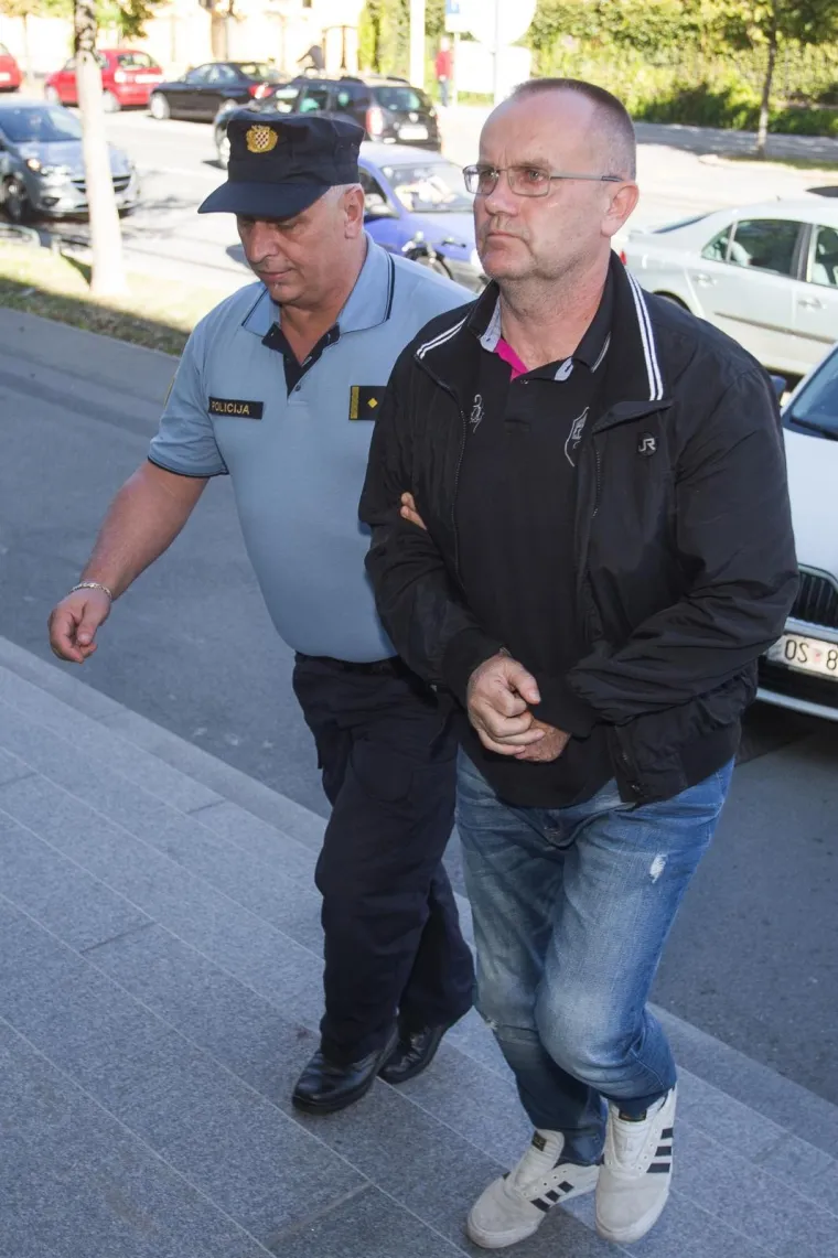 BLAŽ CURIĆ STIGAO NA SUD: Hladan izraz lica nije otkrivao previ&scaron;e emocija