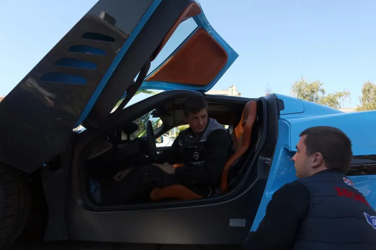 U centru Zagreba građanima predstavljen super automobil Rimac C-Two