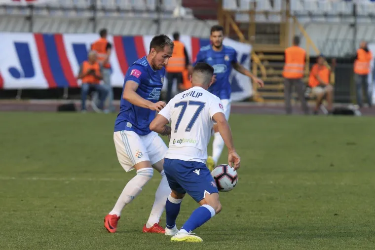 OSJETITE DA&Scaron;AK ATMOSFERE NAJVEĆEG DERBIJA HRVATSKOG SPORTA: Napeto je i na terenu i na tribinama