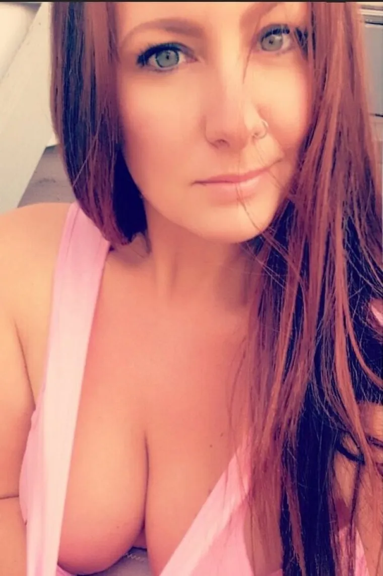 ČAK JE I FRED KREMENKO ODABRAO CRVENOKOSU: Dodu&scaron;e, i neki na&scaron;i političari i to ih je skupo stajalo...