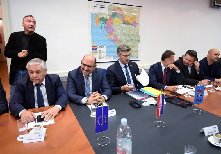 U tijeku sučeljavanje Plenkovića i Brkića u sredi&scaron;njici HDZ-a