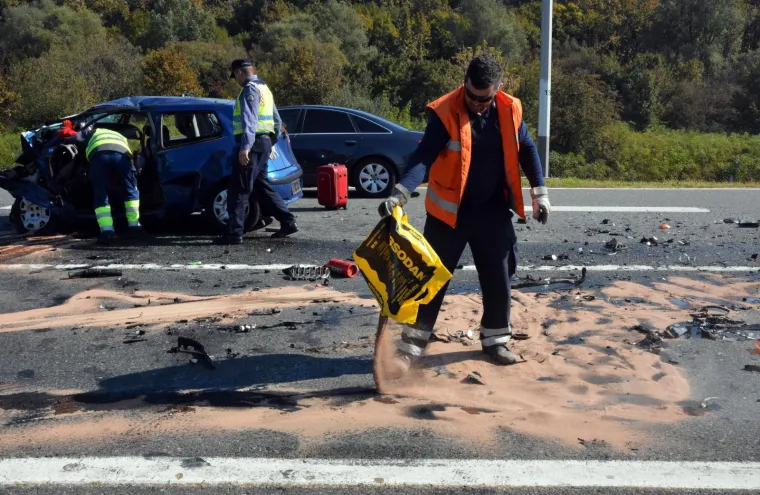 U sudaru kod Okučana poginule dvije osobe