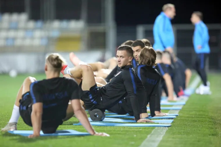 VELIČANSTVENA UVERTIRA ZA ENGLEZE U LIGI NACIJA: Vatreni trenirali na prepunoj Rujevici