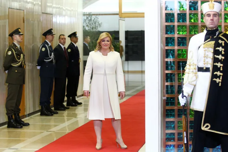 Predsjednica prije i poslije: Pogledajte kako se izgled prve žene države mijenjao kroz godinu