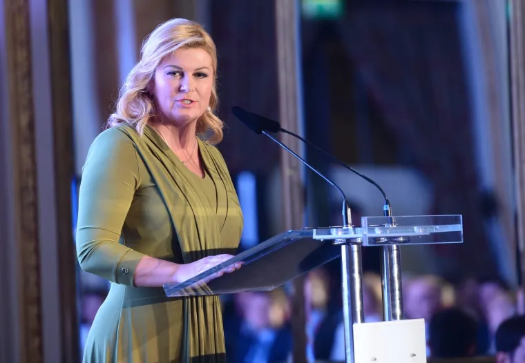 Predsjednica prije i poslije: Pogledajte kako se izgled prve žene države mijenjao kroz godinu