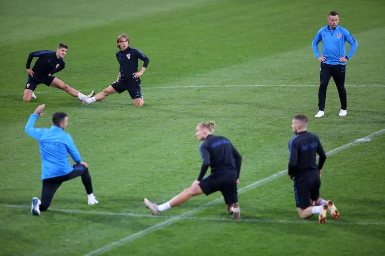 DOBRA ATMOSFERA NA RUJEVICI: Vatreni odradili posljednji trening prije utakmice s Engleskom