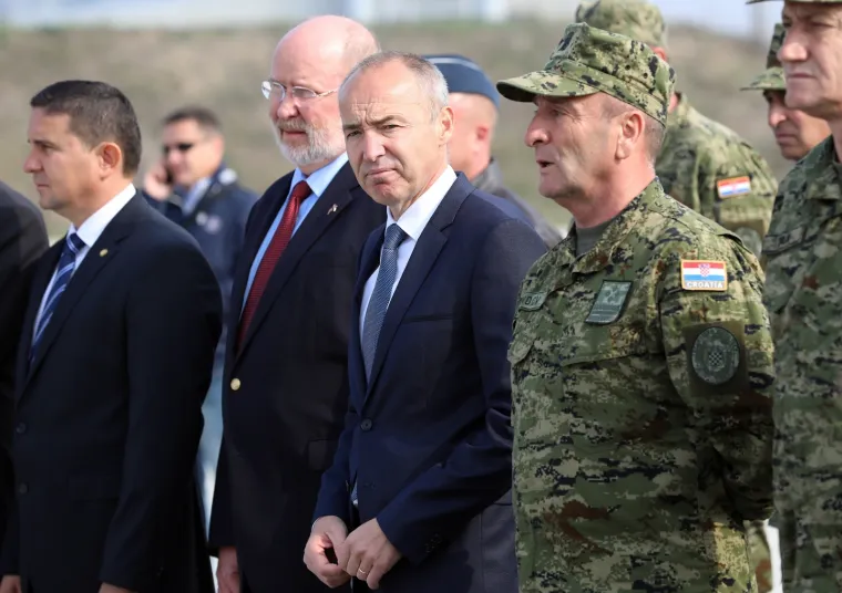 Predstavljeni helikopteri Black Hawk UH-60M