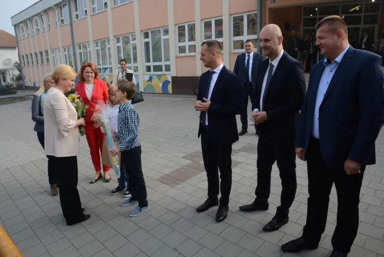 Predsjednica posjetila virovitičku Osnovnu &scaron;kolu Vladimira Nazora