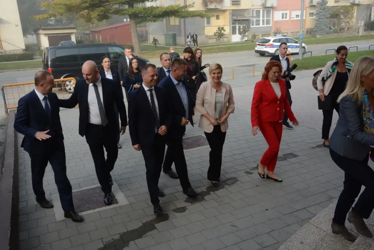 Predsjednica posjetila virovitičku Osnovnu &scaron;kolu Vladimira Nazora