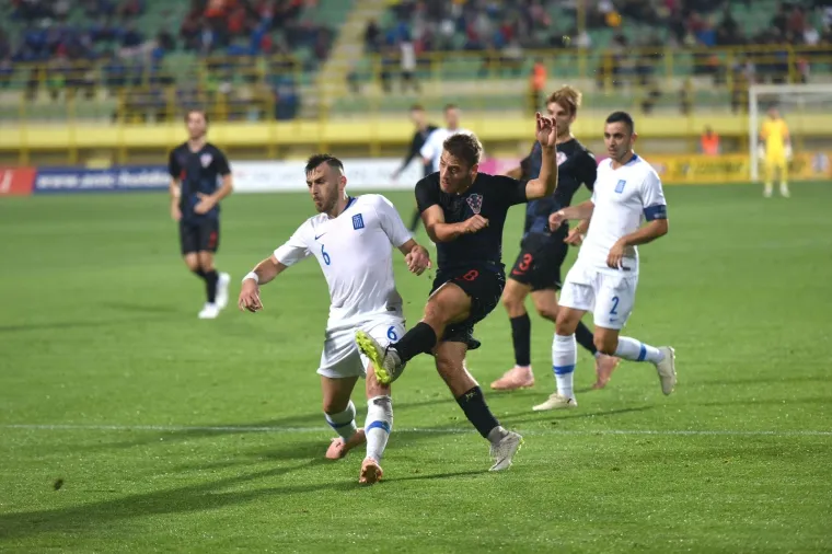 Hrvatska slavila protiv Grčke!